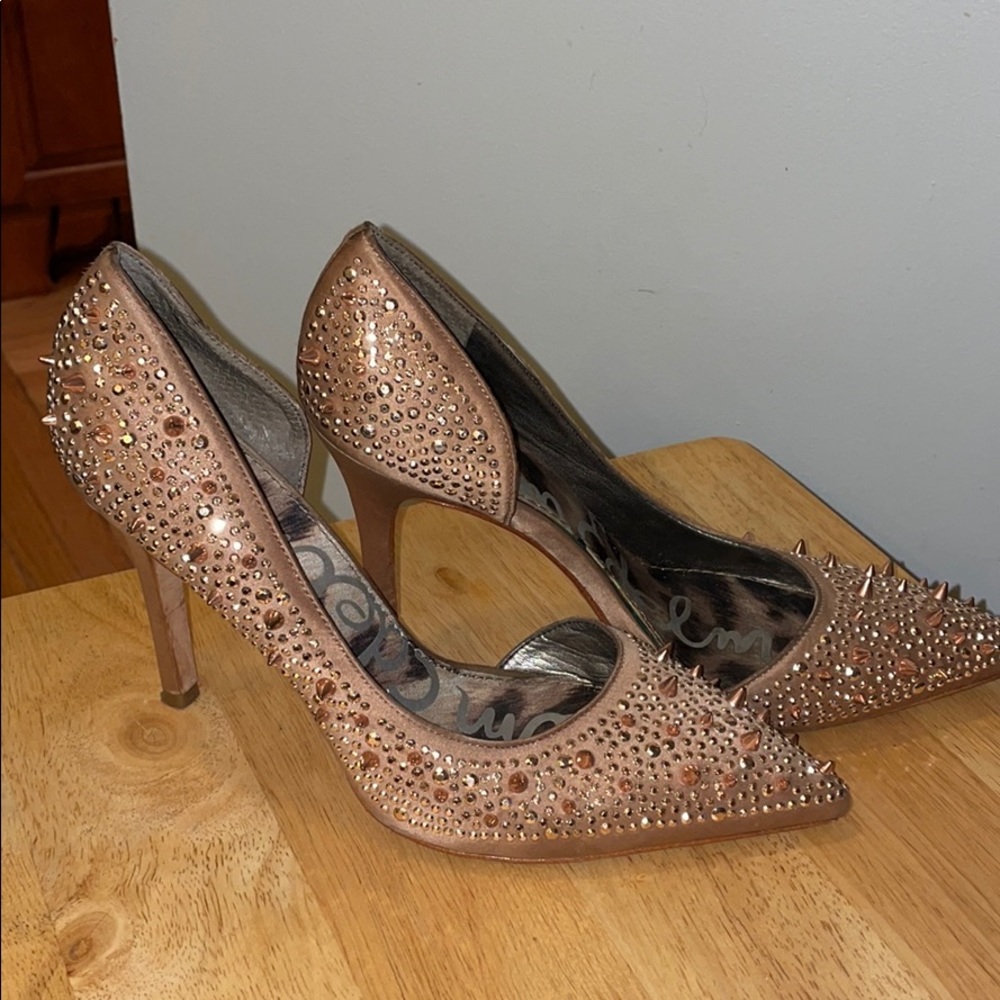 Spikey heels